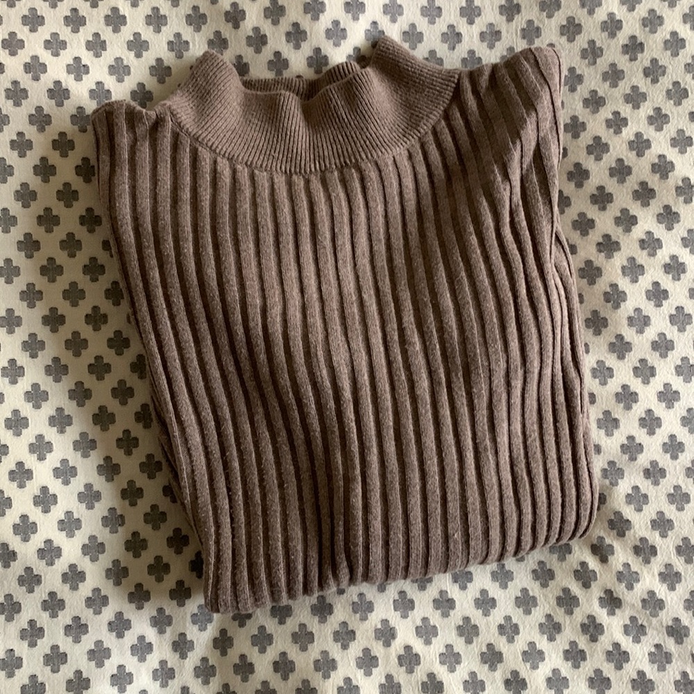 Jeans Pierre Ribbed Mock Neck Sweater